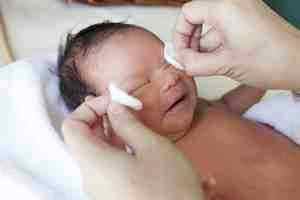 Как лечить у новорожденного альбуцид